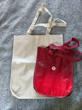 lululemon athletica Dual Tote Set in Red and Beige